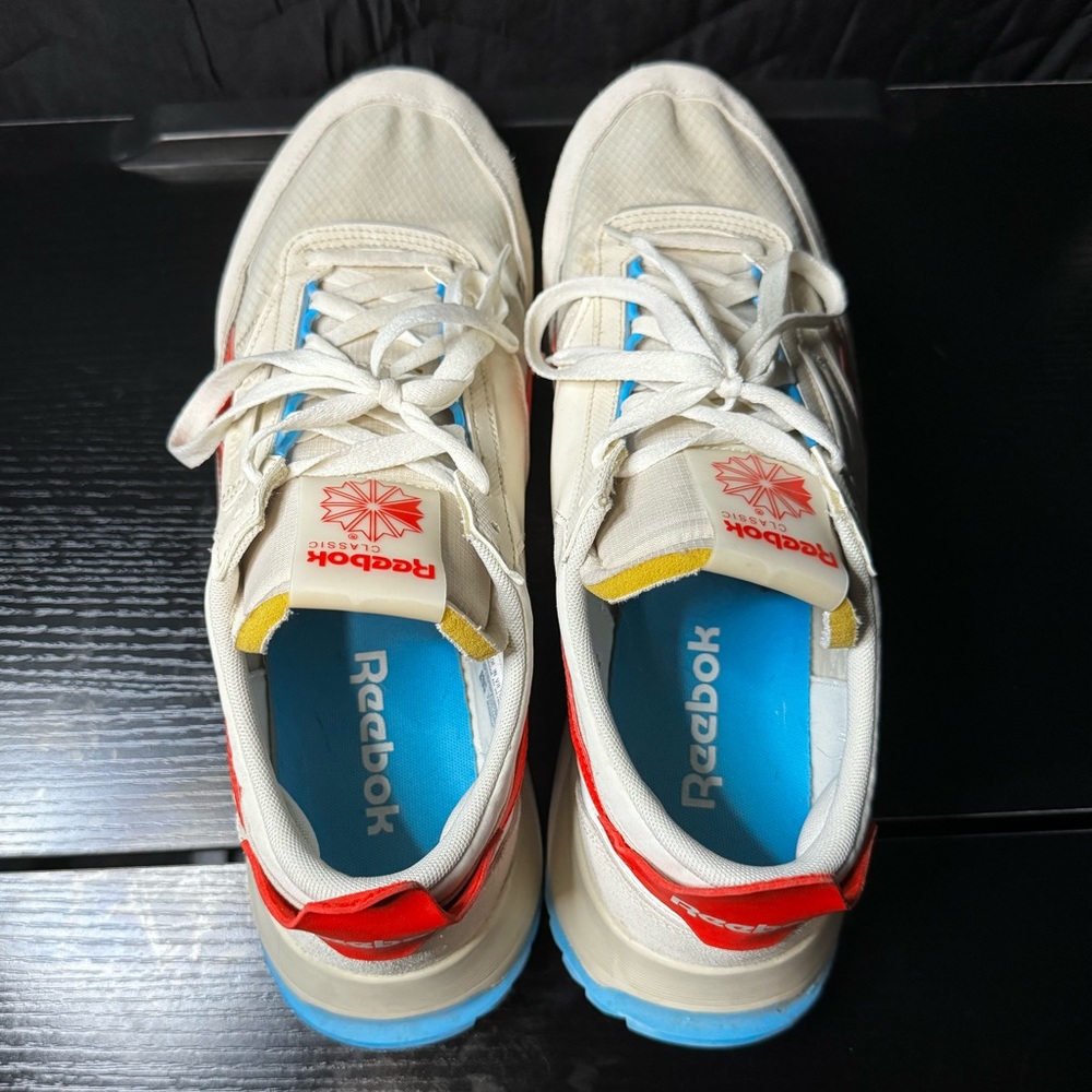 Men’s Reebok - Picture 2 of 8
